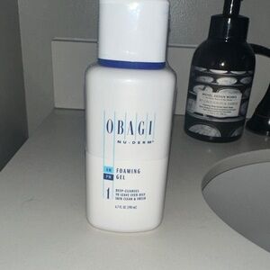 Obagi Nu-Derm Foaming Gel - White and Blue